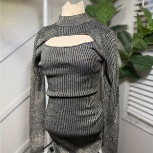 Holiday Fun Sweater Midi Dress - Black/Gold